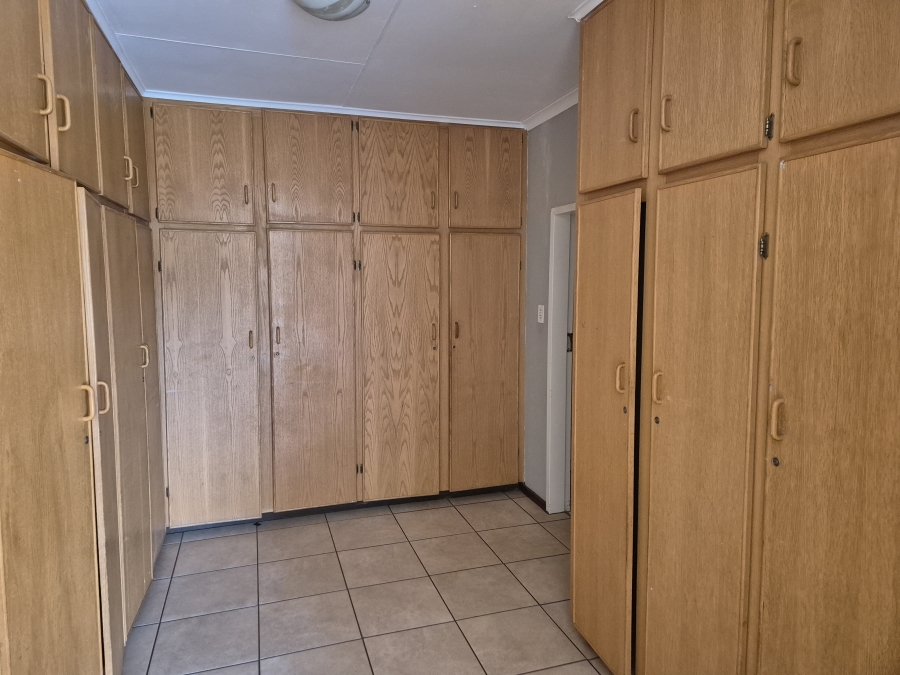 3 Bedroom Property for Sale in Flamwood North West
